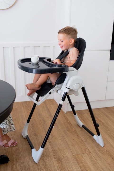 DECCO 4Baby Regulowane krzesełko do karmienia - Black