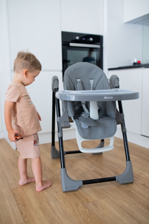 DECCO 4Baby Regulowane krzesełko do karmienia - Black