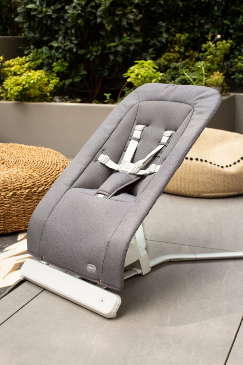 Rhythm`n` Sound Chicco leżaczek do 9kg, delikatne kołysanie na boki, dźwięki - SLATE GREY