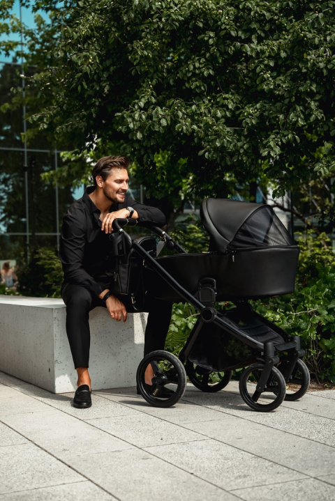 GLOSS ibebe 2w1 wózek wielofunkcyjny dla dzieci do 22 kg- IG217 Black eco leather