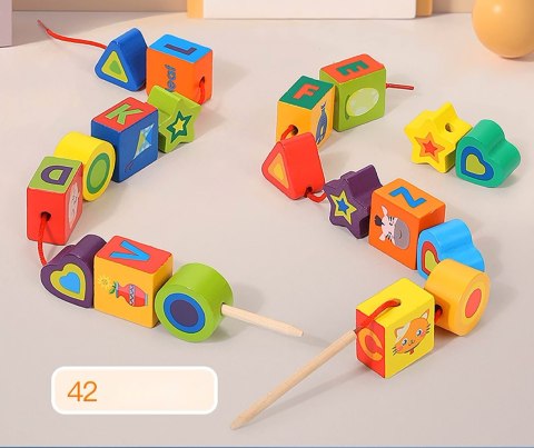 KORALIKI KLOCKI DREWNIANE DO NAWLEKANIA MONTESSORI 42 EL. ALFABET ZWIERZĘTA OWOCE