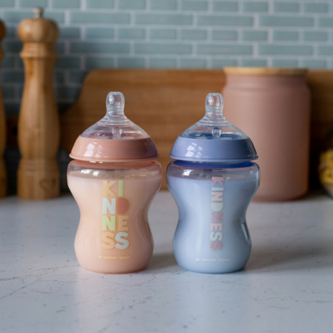 Tommee Tippee Butelka 0m+ Closer To Nature Girl 2x 260 ml 225504 Kindness