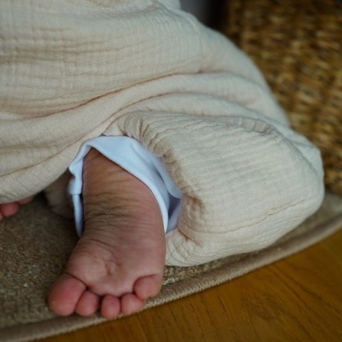 Hi Little One śpiworek z nogawkami 2,5 TOG GOOD SLEEP Mustard 5-7 lat