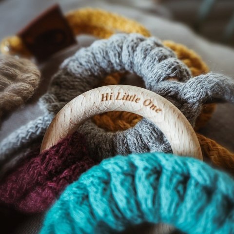 Hi Little One - gryzak sznurkowy 2w1 2 Rings Teether wood and cotton Dark Teal