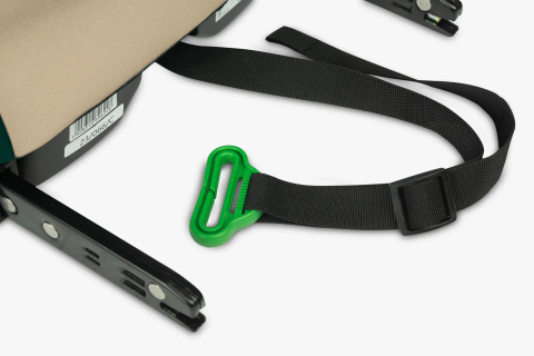 PUMA i-Size Caretero Fotelik samochodowy Podstawka Isofix 15-36 kg - Beige