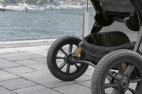 Chicco Trio Activ3 wózek dziecięcy 3w1 - Jet Black