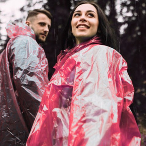 PŁASZCZ PELERYNA PRZECIWDESZCZOWA W KULCE Z KARABIŃCZYKIEM zestaw 6 szt