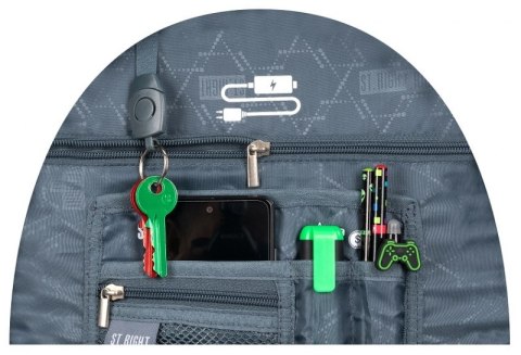 Plecak szkolny 2 komory Football BP-76 ST.RIGHT 1-3 klasa