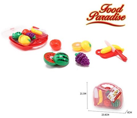 Owoce do krojenia na rzep w walizce