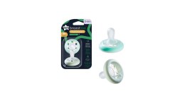 TOMMEE TIPPEE TTP43348420 Smoczek uspokajający BREAST LIKE GLOW 06-M 2pak