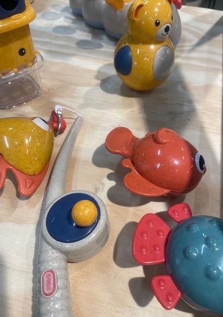 Łowienie rybek zabawka do kąpieli TOLO Bio 18m+