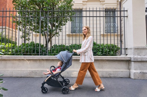 Chicco GOODY XPLUS Wózek spacerowy do 22 kg (około 4 lat) Kolor: DARK SHADOW