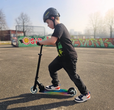 Kidwell Hulajnoga składana MIDO z wbudowanym oświetleniem LED