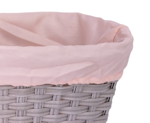 Koszyk pleciony plastikowy z różową materiałową wyściółką ze stalowym stelażem do mocowania na kierownicę do roweru 24-27 cali -