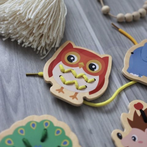 CLASSIC WORLD CW20115 Drewniana Sznurowanka Przeplatanka Nawlekanka Przewlekanka Zwierzątka 10 el.