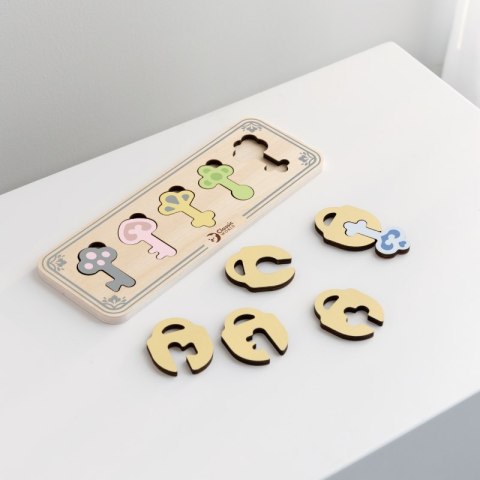 CLASSIC WORLD CW40055 Drewniana Układanka Montessori Sensoryczna Klucze i Zamki do Dopasowania