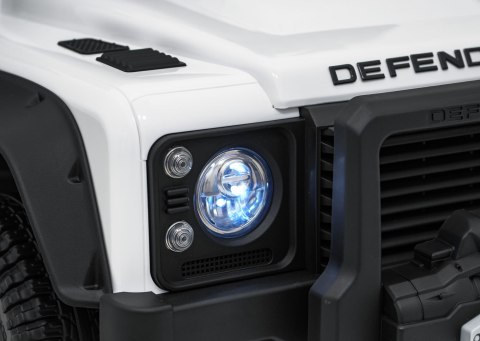 Pojazd Land Rover Defender 110 SVX Concept Biały