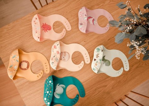 Śliniak silikonowy z kieszonką Leniwiec SASSI