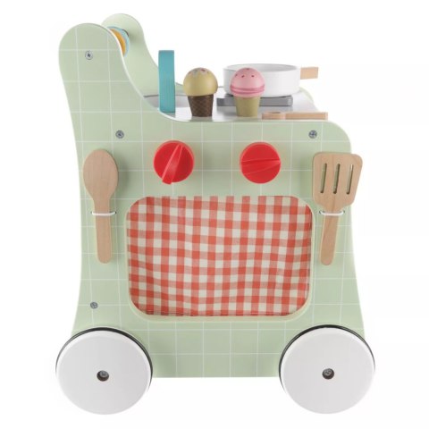 Kuchnia drewniana na kółkach Wood