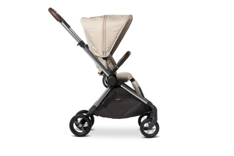 MAST M6x Lion 2w1 - Wózek dziecięcy z gondolą i spacerówką | Swiss Design