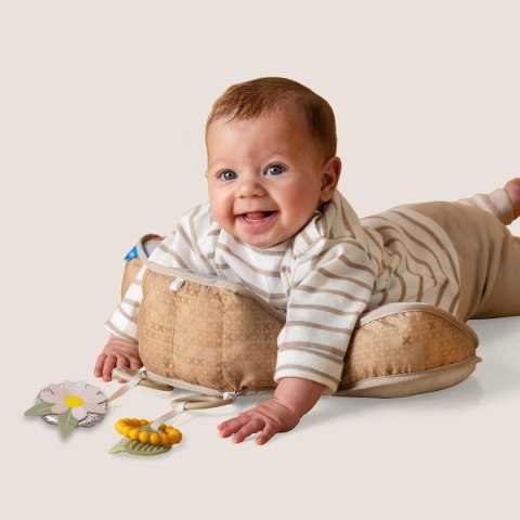 Taf Toys Poduszka do zabawy na brzuszku - Miś z grzechotką i gryzakiem