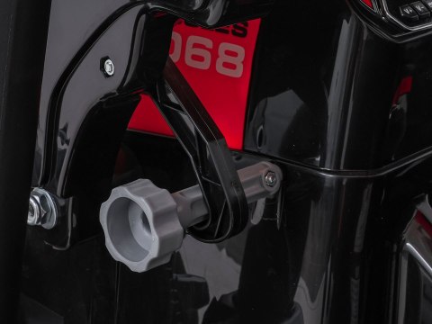 Pojazd MEGA Traktor D68 Z Przyczepką Czerwony