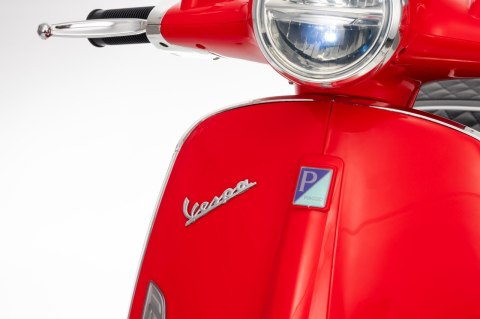 Pojazd Skuter Vespa ROMA Czerwony