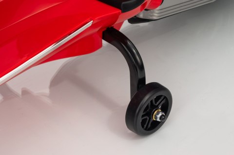 Pojazd Skuter Vespa ROMA Czerwony