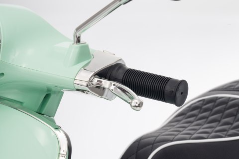 Pojazd Skuter Vespa ROMA Zielony