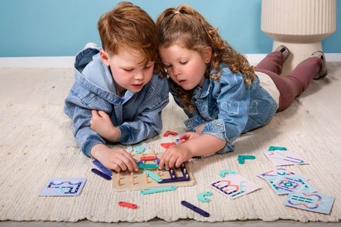 BS Toys, drewniana tablica manipulacyjna z płytkami Geoplank