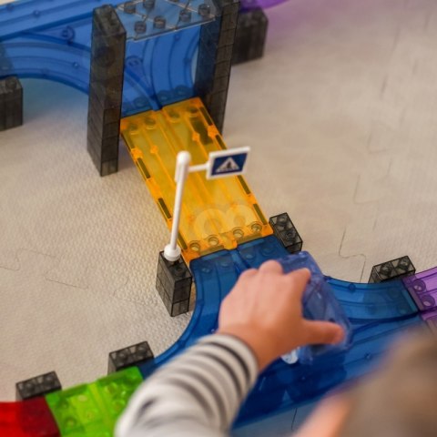 WOOPIE Magnetyczny Tor Samochodowy Wyścigowy + Autko 137 El.