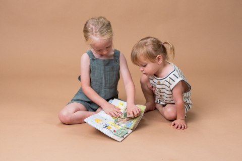 Książeczka Edukacyjna Taf Toys z 12 Aktywnościami - Rozwój Motoryczny, Matematyczny i Kreatywność