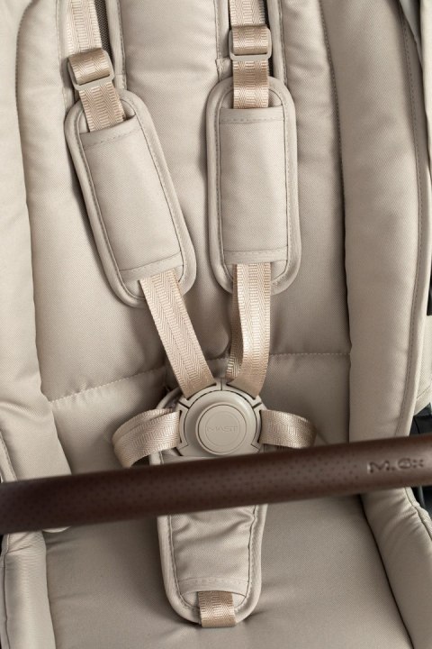 MAST M6x Lion 2w1 - Wózek dziecięcy z gondolą i spacerówką | Swiss Design