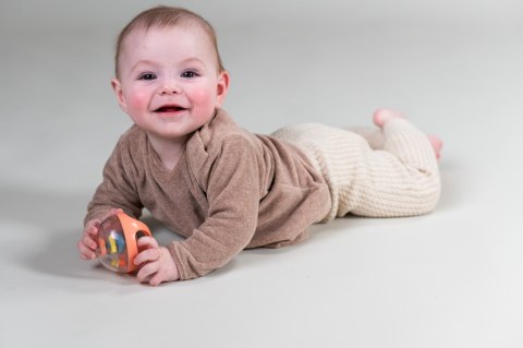 Zestaw niezbędnik do leżenia na brzuszku - Zabawka wspierająca rozwój motoryczny i poznawczy