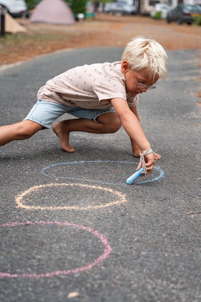 BS Toys, zestaw gier i łamigłówek z kredą