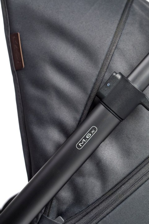 MAST M6x Volcanic Ash 2w1 - Wózek dziecięcy z gondolą i spacerówką | Swiss Design