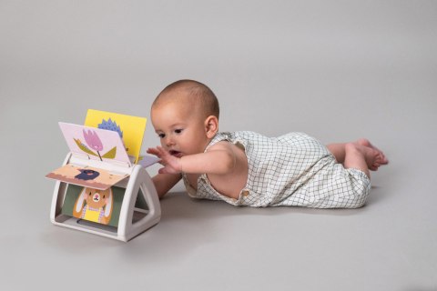 Taf Toys Obracająca się Książeczka Grzechocząca - Stymulacja Wzroku i Motoryki