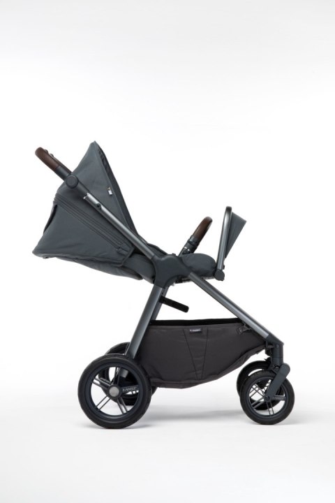 Wózek M5x Mast Swiss Design - Odwracane Siedzisko I Gondola Volcanic Ash