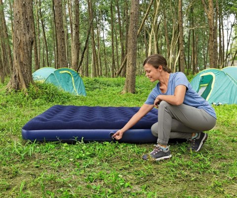 Bestway 67004 Materac dmuchany turystyczny King 2.03m x 1.83m x 22cm