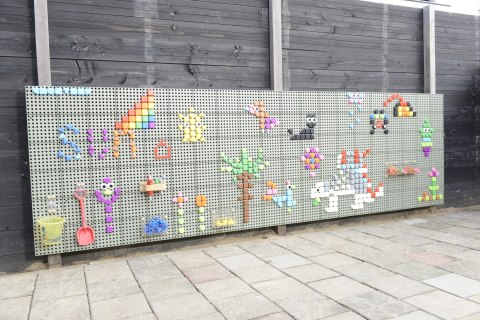 MASTERKIDZ Panel Ścienny Tablica Naukowa Kreatywna STEM Tablica na zewnątrz Outdoor + Panel Monatażowy 120x80cm