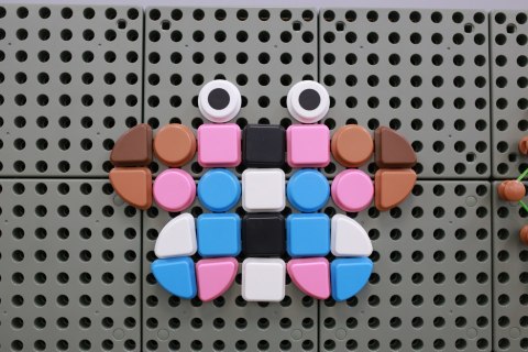 MASTERKIDZ Zestaw Kołeczki w kształcie figur geometrycznych 64szt do tablic STEM