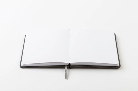 Szkicownik DARWI 14x14 140g Czarny