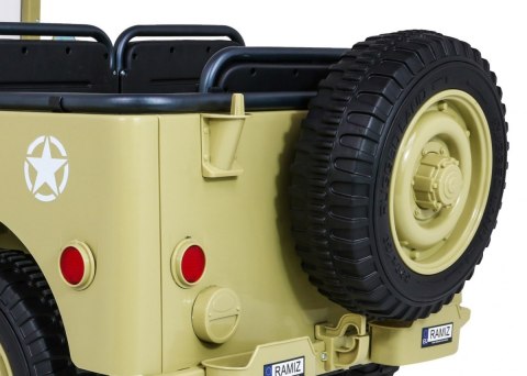 Autko Wojskowe Retro Strong dla 3 dzieci Matcha