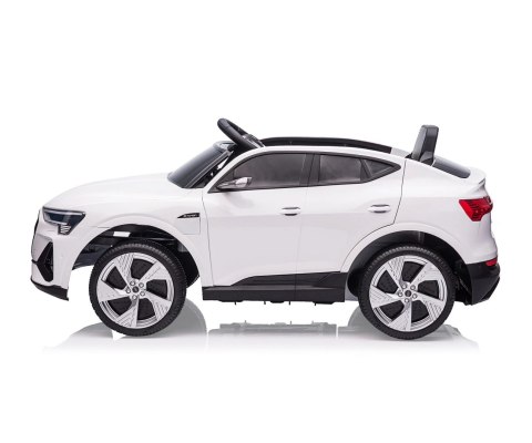 MILLY MALLY 5726 Pojazd na akumulator Audi E-Tron Sportback White