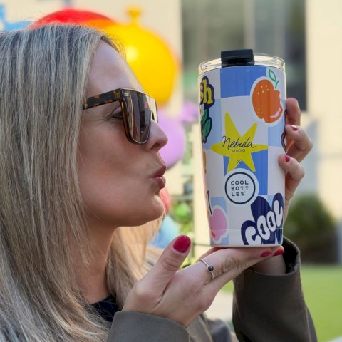 Cool Bottles Kubek termiczny 550 ml Xclusive! Nébula - Sticker Fever