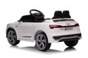 Auto Audi SQ8 białe na akumulator dla dzieci + pilot 2,4 GHz