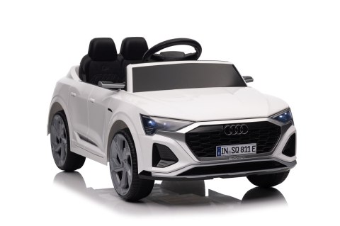Auto Audi SQ8 białe na akumulator dla dzieci + pilot 2,4 GHz