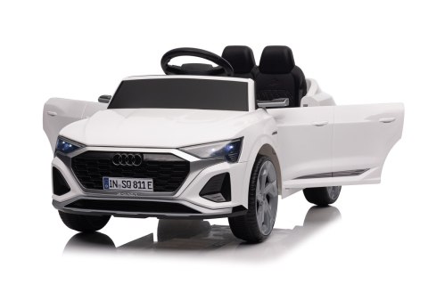 Auto Audi SQ8 białe na akumulator dla dzieci + pilot 2,4 GHz