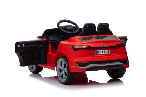 Auto Audi SQ8 czerwone na akumulator dla dzieci + pilot 2,4 GHz