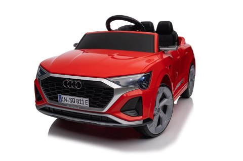 Auto Audi SQ8 czerwone na akumulator dla dzieci + pilot 2,4 GHz